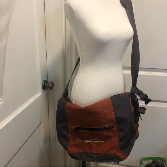 Eddie Bauer laptop crossbody bag - Picture 2 of 10